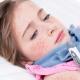 Лечение больного горла у ребенка при повышенной температуре