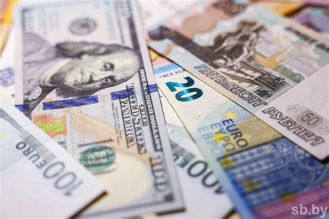 Рубль укрепился: евро растёт, доллар и юань дешевеют на торгах 24 марта