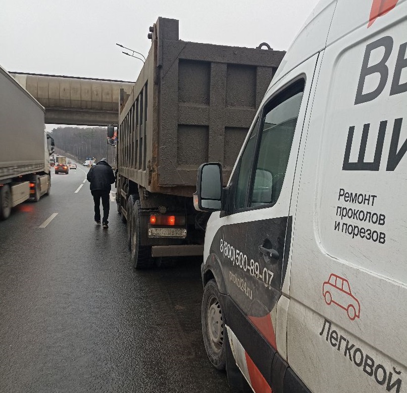 Выездной грузовой шиномонтаж: удобство и мобильность!